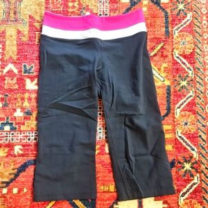 Lululemon Groove Crop Leggings Stripe Tie-Dye Waist Black Pink White Stretch EUC